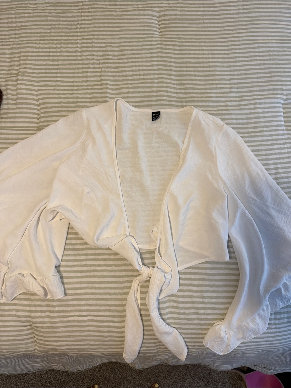 SHEIN White Tie-Front Long Sleeve Crop Top